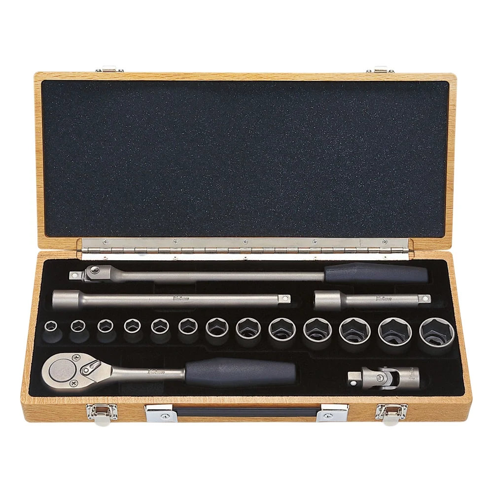 Ratschensatz aus Titanium, 18-teiliger Satz in Holzbox